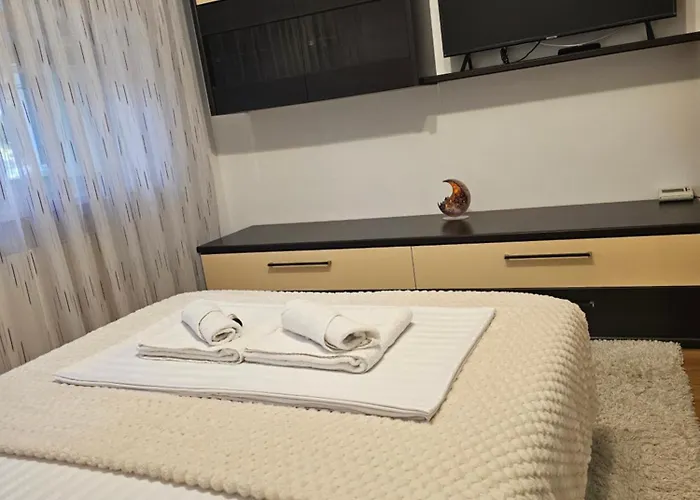 Criss Lägenhet Craiova